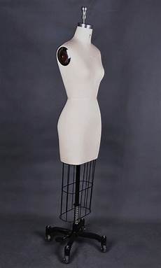 Showcase Mannequin